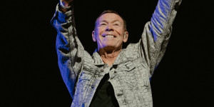 UB40 featuring Ali Campbell