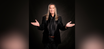 Nicko McBrain 
